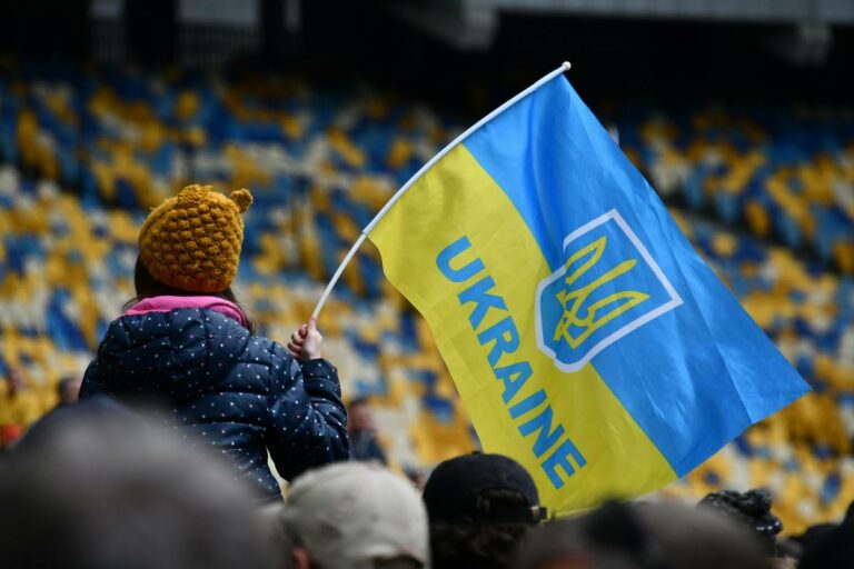 Еще одна европейская страна продлила программу помощи для украинских беженцев - today.ua