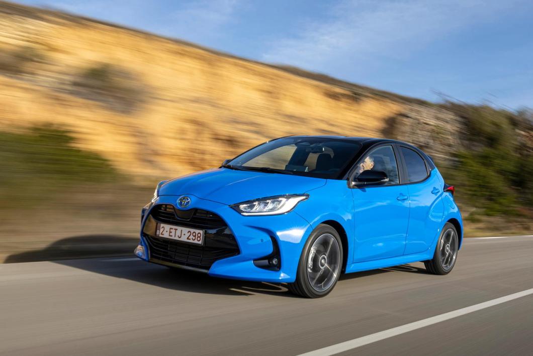 Новый Toyota Yaris появился в продаже в Украине: фото и цены