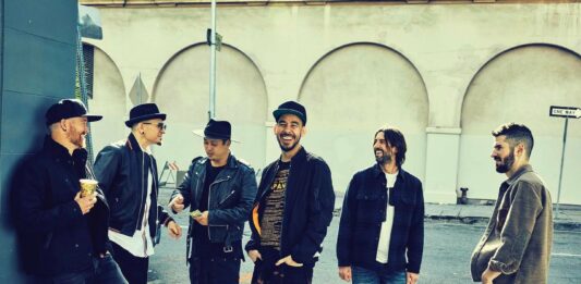 Linkin Park возвращается на сцену в новом составе: кто занял место покойного Честера Беннингтона - today.ua