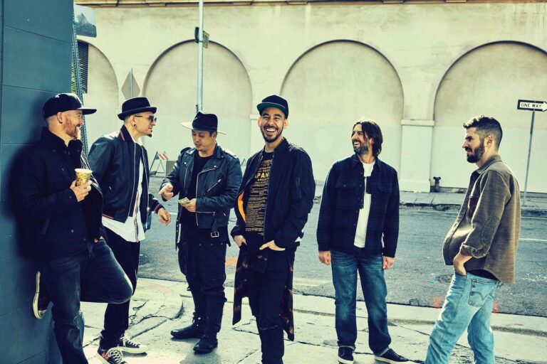 Linkin Park повертається на сцену в новому складі: хто зайняв місце покійного Честера Беннінгтона - today.ua