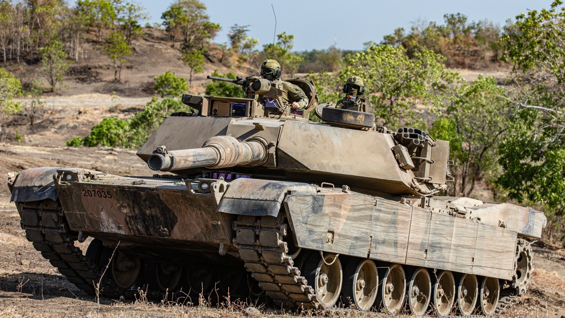 Австралія передасть Україні 49 танків M1 Abram