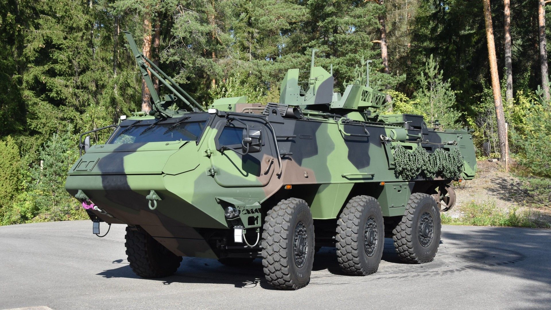 ЗСУ у 2025 році отримають бронетранспортери Patria 6x6